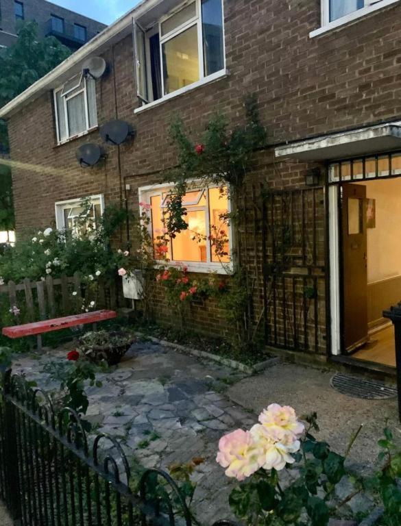 Whitechapel Lindley House R2 Hotel Londres Exterior foto